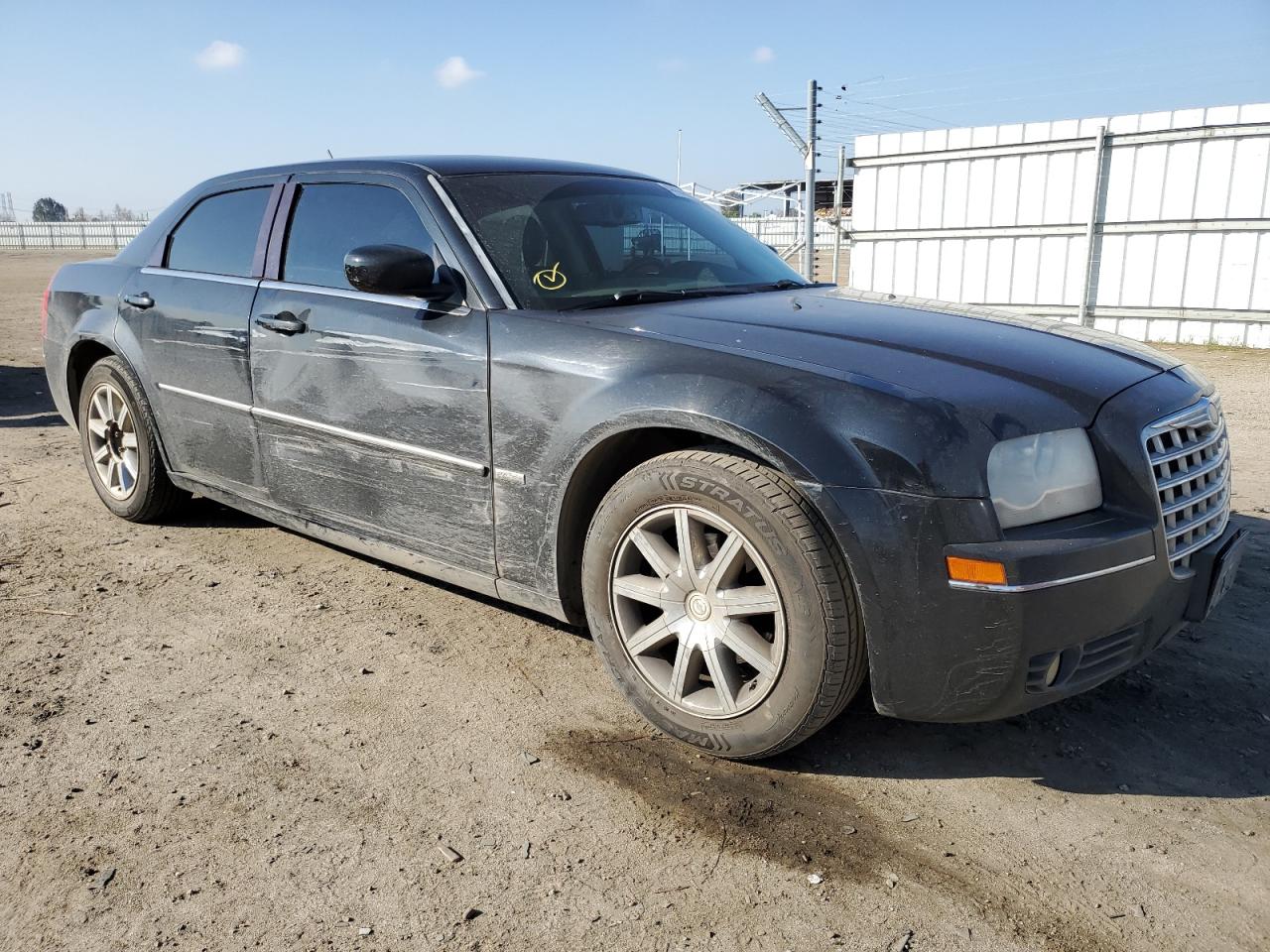 Photo 3 VIN: 2C3LA53GX8H237283 - CHRYSLER 300 