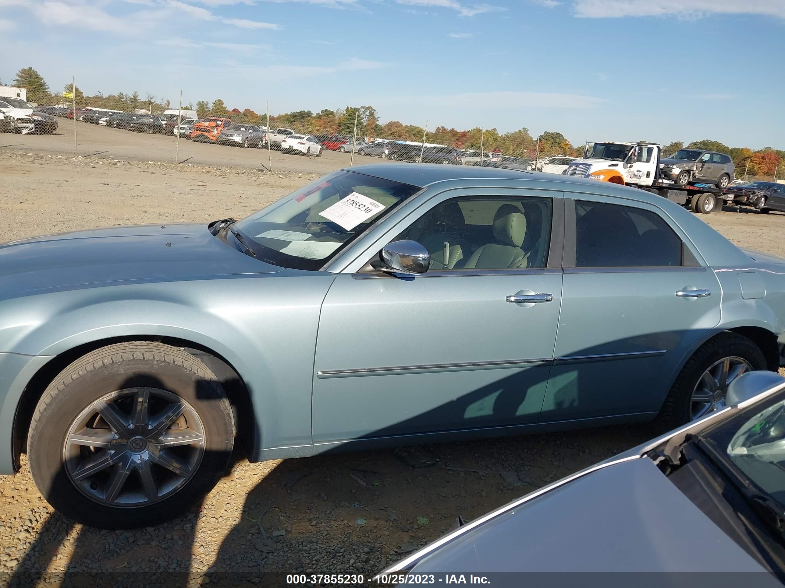 Photo 14 VIN: 2C3LA53V29H538355 - CHRYSLER 300 