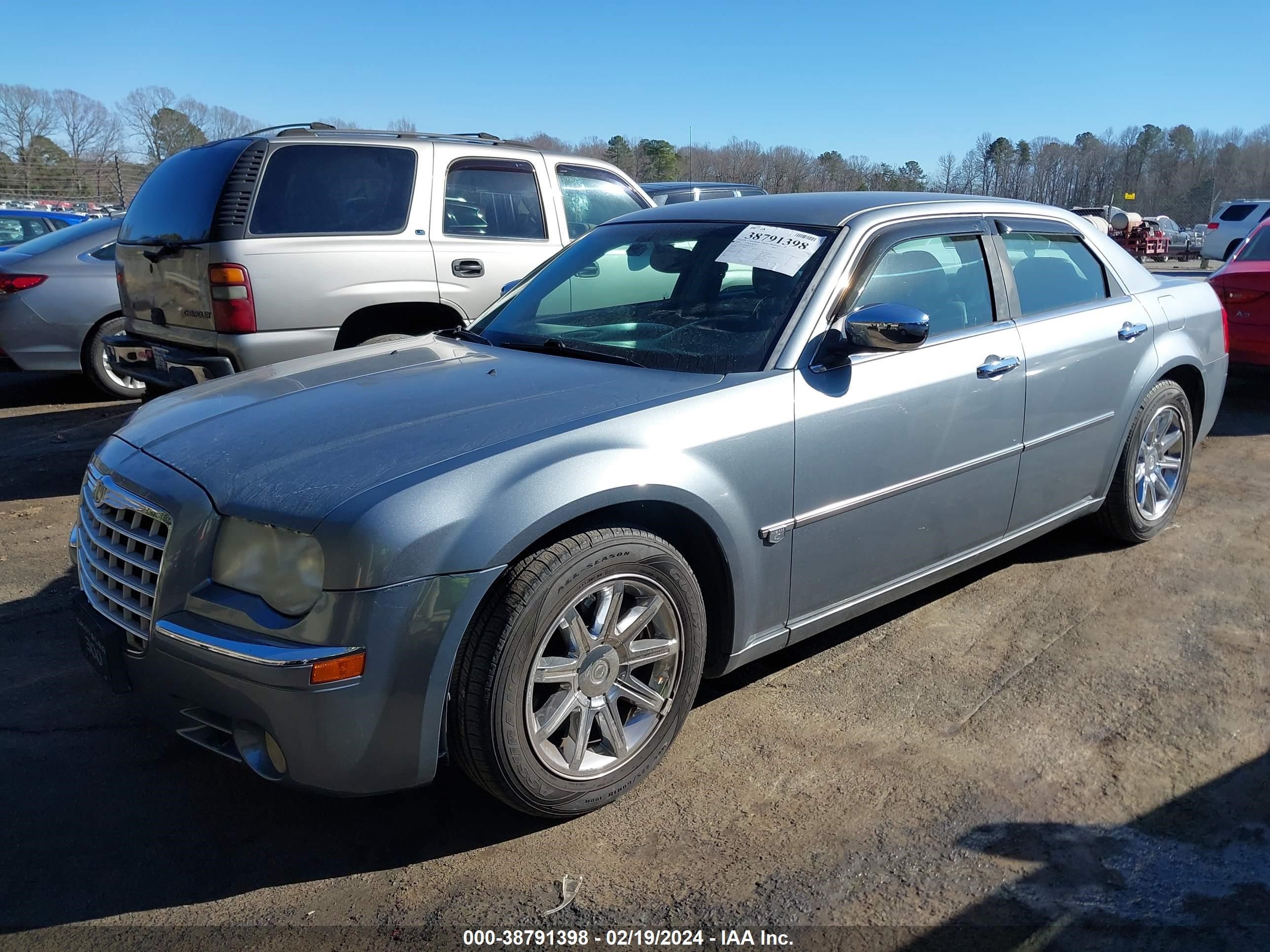 Photo 1 VIN: 2C3LA63H06H336710 - CHRYSLER 300C 