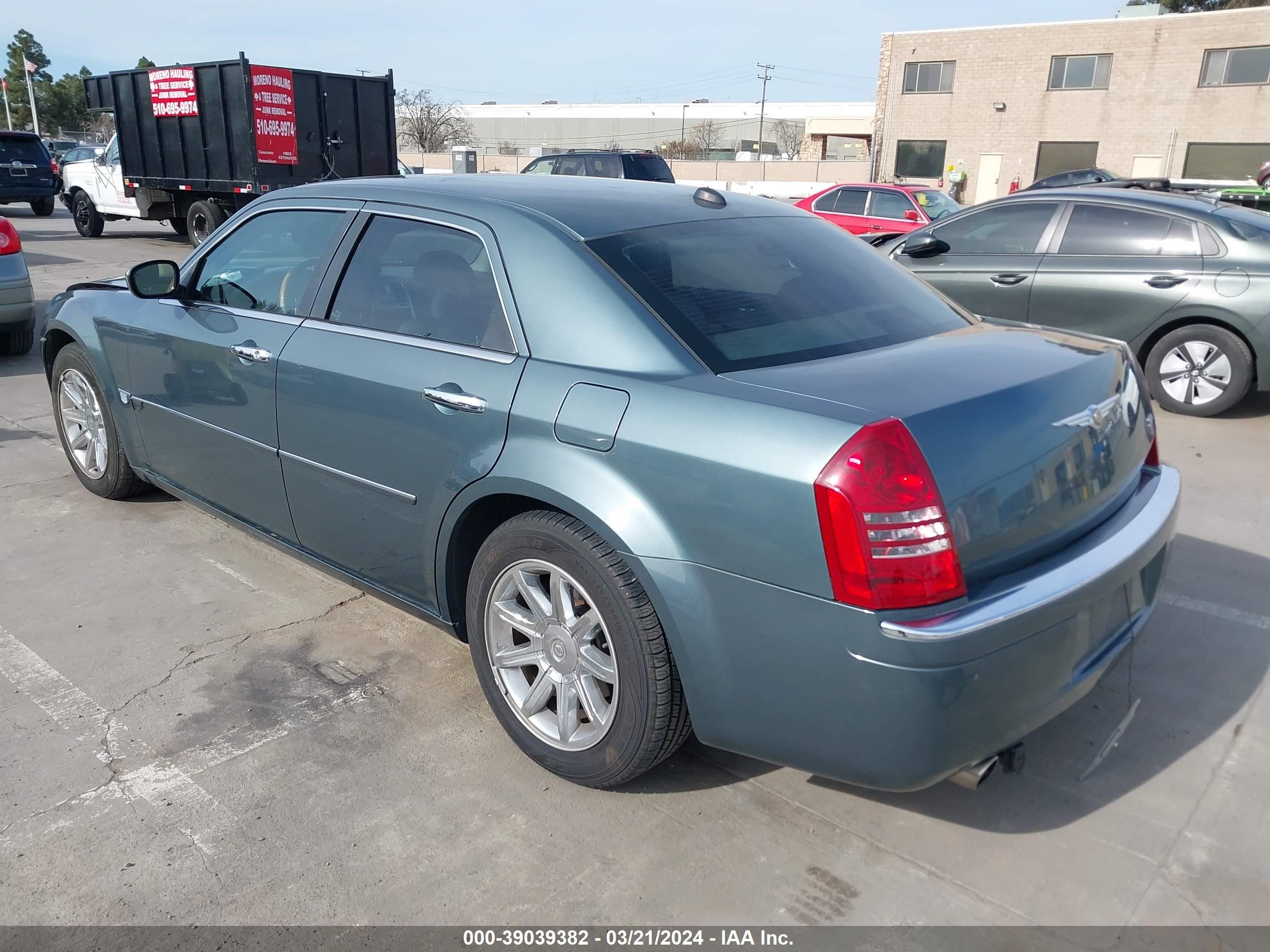 Photo 2 VIN: 2C3LA63H16H202790 - CHRYSLER 300C 