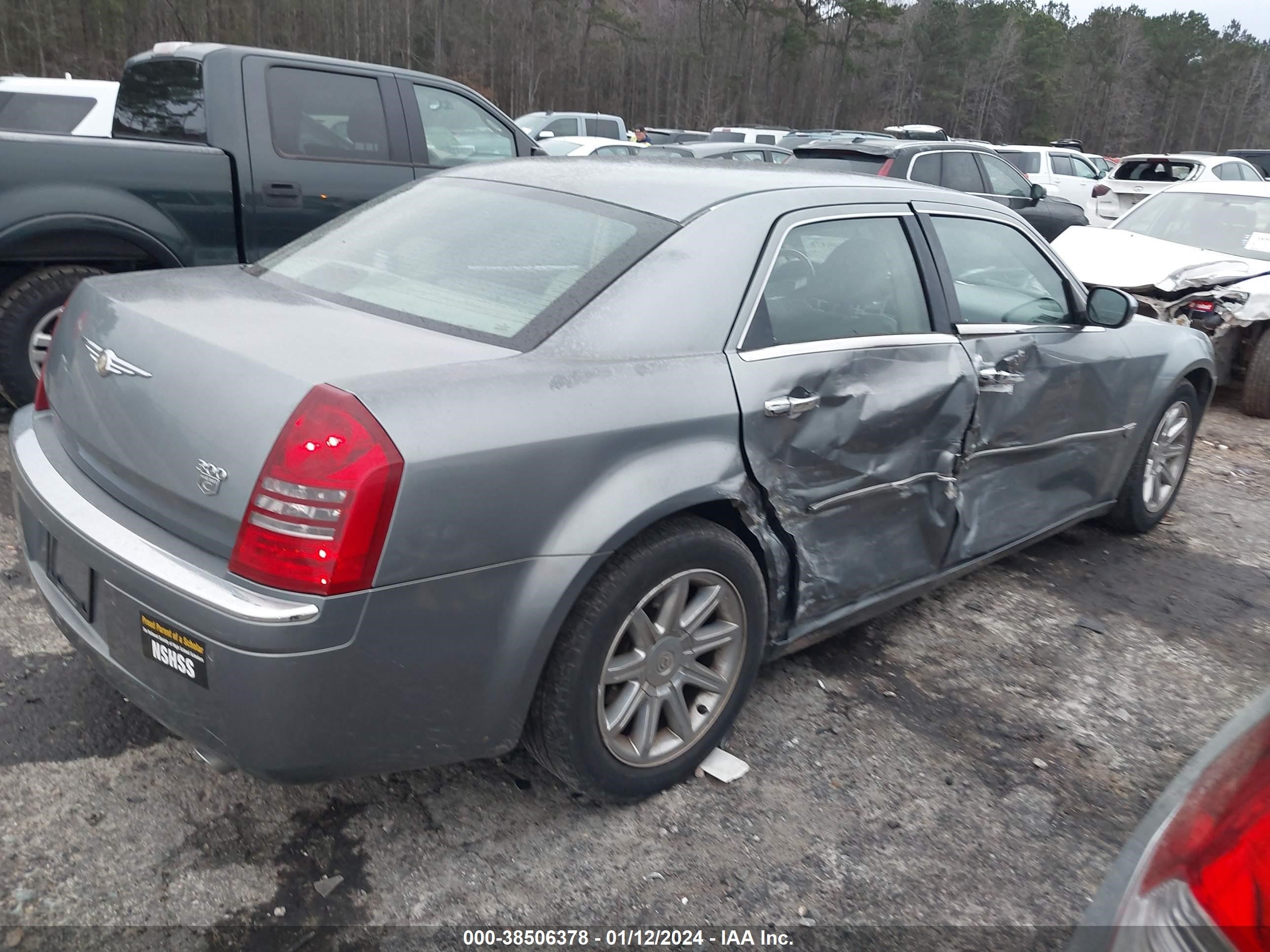 Photo 2 VIN: 2C3LA63H26H175518 - CHRYSLER 300 