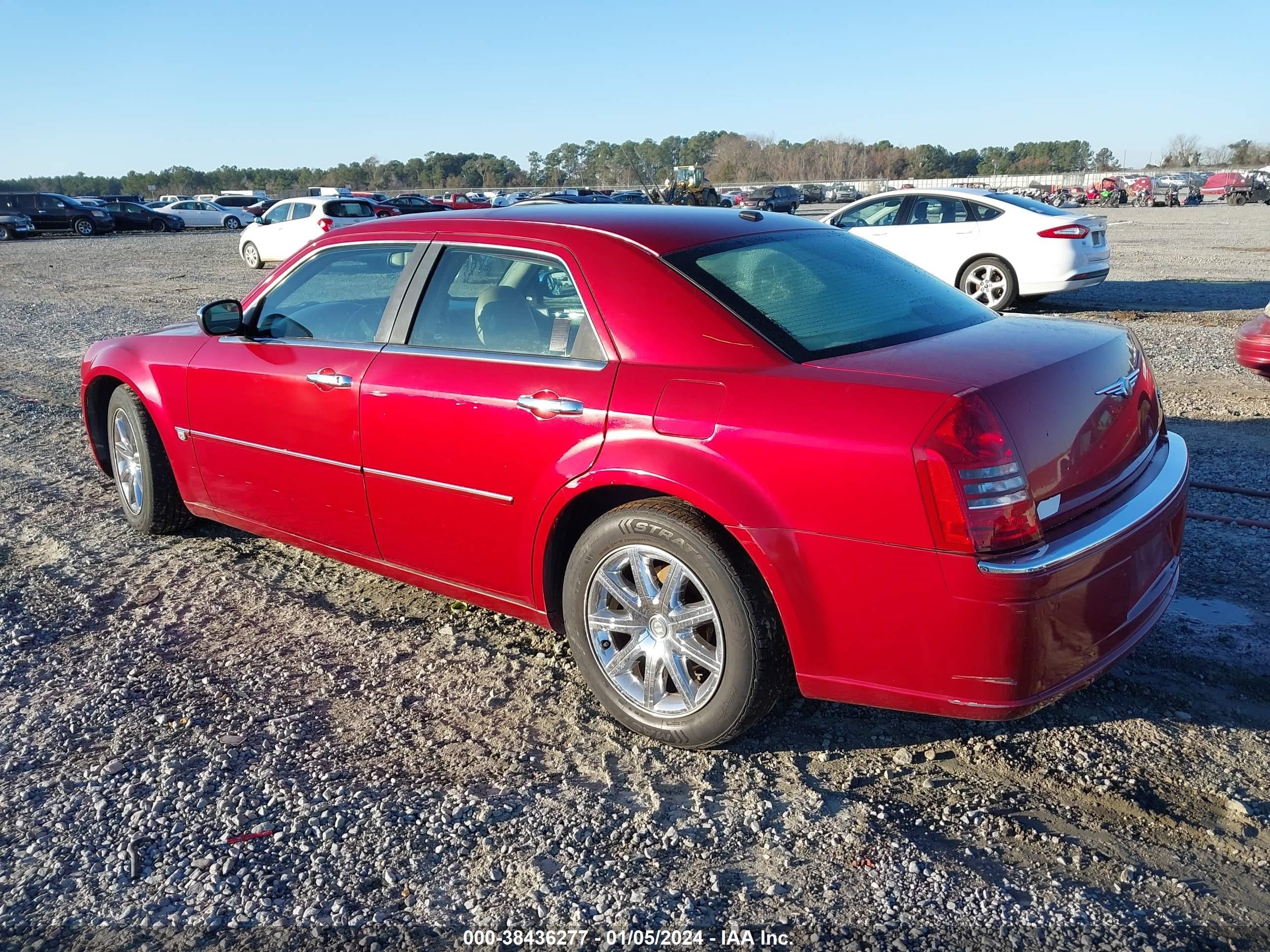 Photo 2 VIN: 2C3LA63H37H724533 - CHRYSLER 300C 