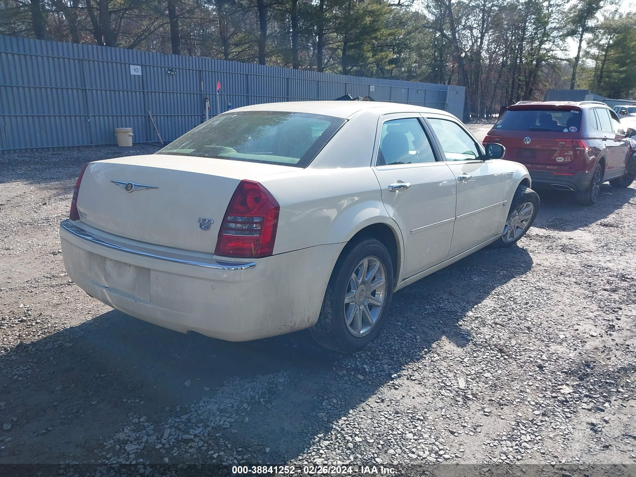 Photo 3 VIN: 2C3LA63H46H242958 - CHRYSLER 300C 