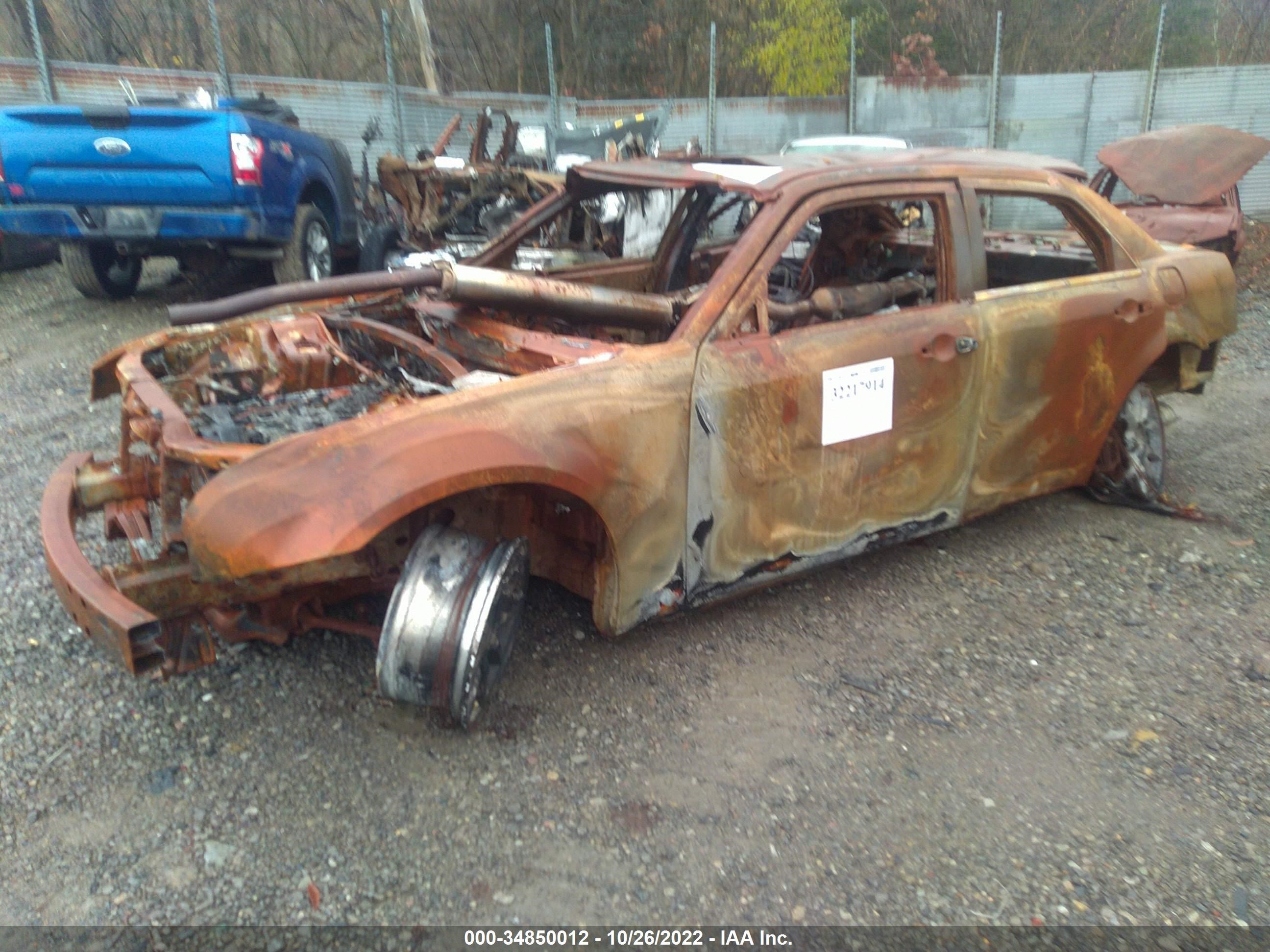 Photo 1 VIN: 2C3LA63H58H178271 - CHRYSLER 300C 