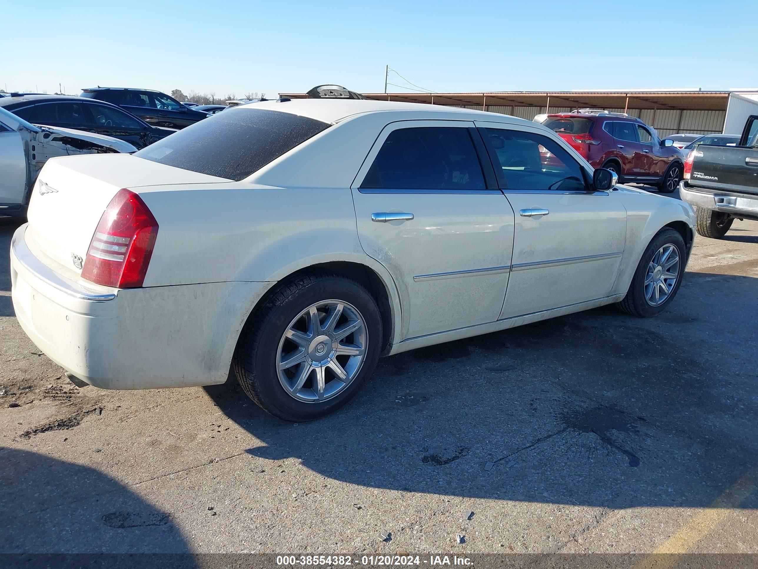 Photo 3 VIN: 2C3LA63H66H450453 - CHRYSLER 300 