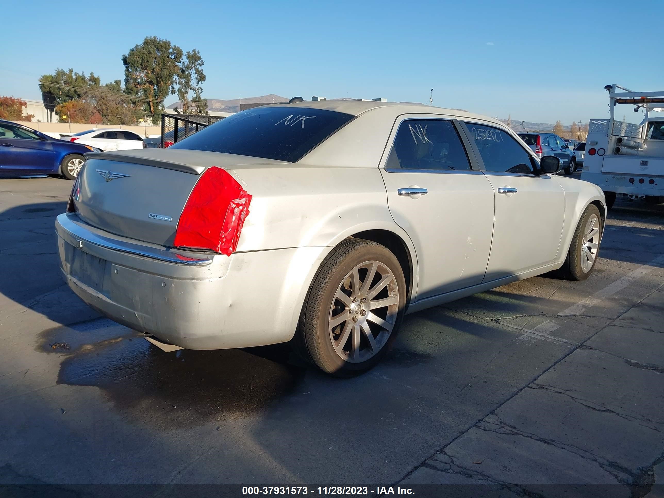 Photo 3 VIN: 2C3LA63HX6H252927 - CHRYSLER 300 