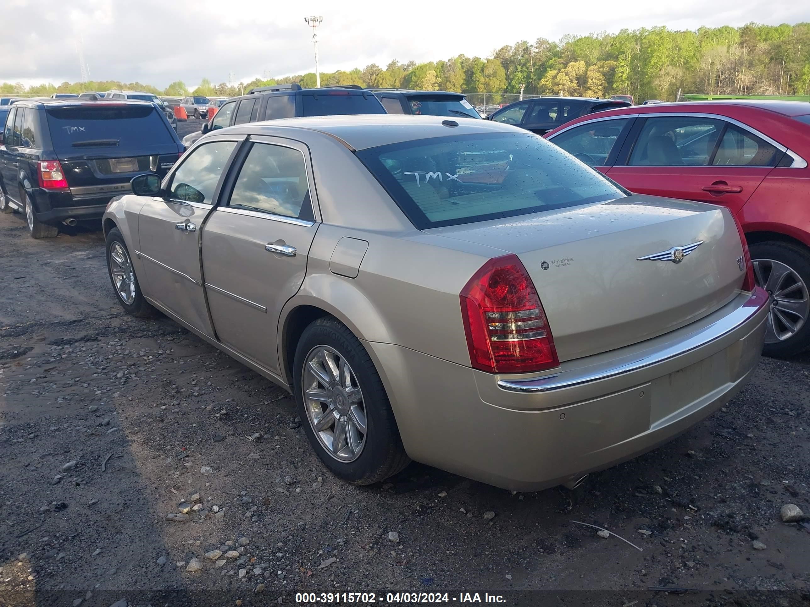 Photo 2 VIN: 2C3LA63HX6H472195 - CHRYSLER 300C 