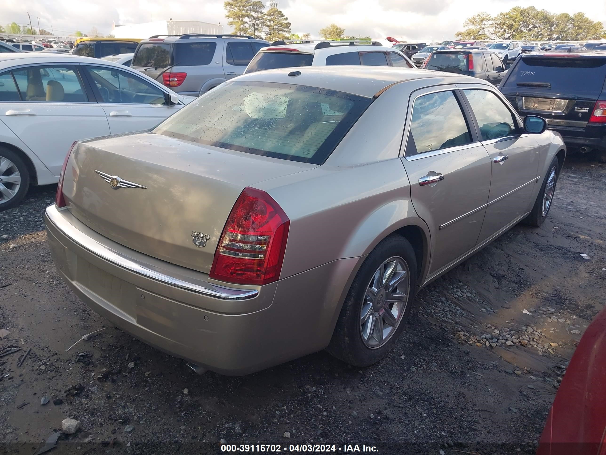 Photo 3 VIN: 2C3LA63HX6H472195 - CHRYSLER 300C 