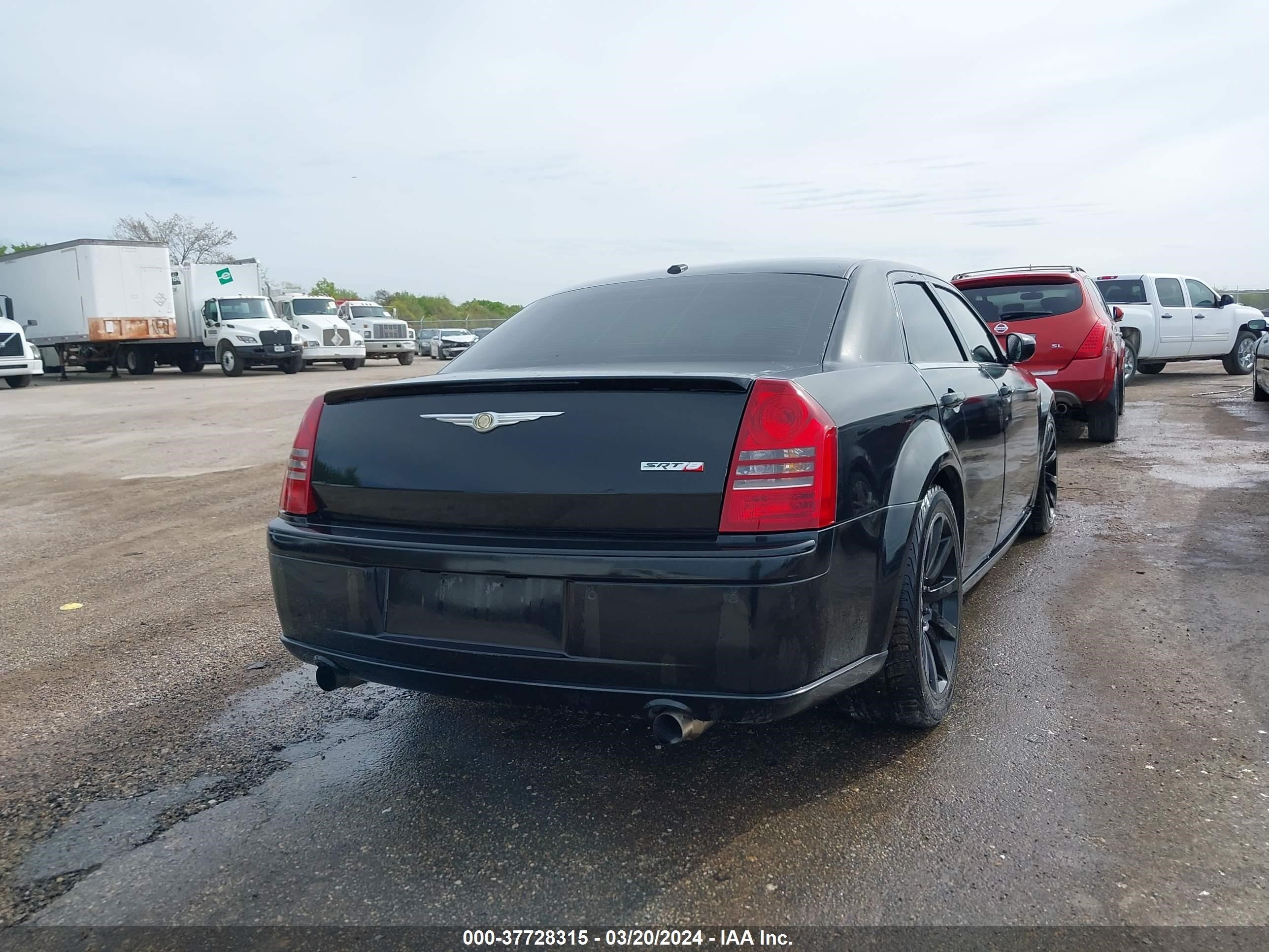 Photo 3 VIN: 2C3LA73W26H336633 - CHRYSLER 300C 