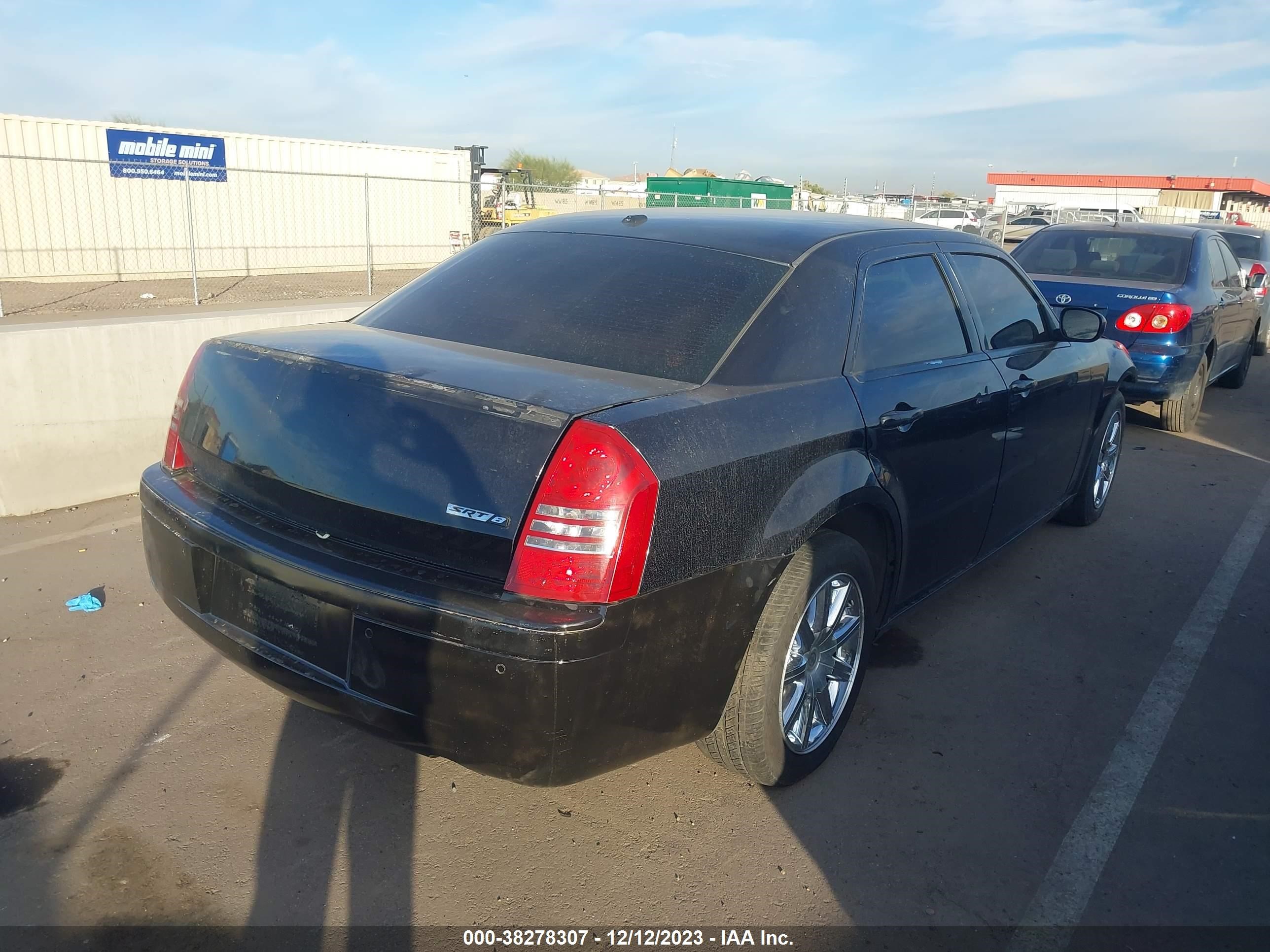 Photo 3 VIN: 2C3LA73WX6H515373 - CHRYSLER 300C 