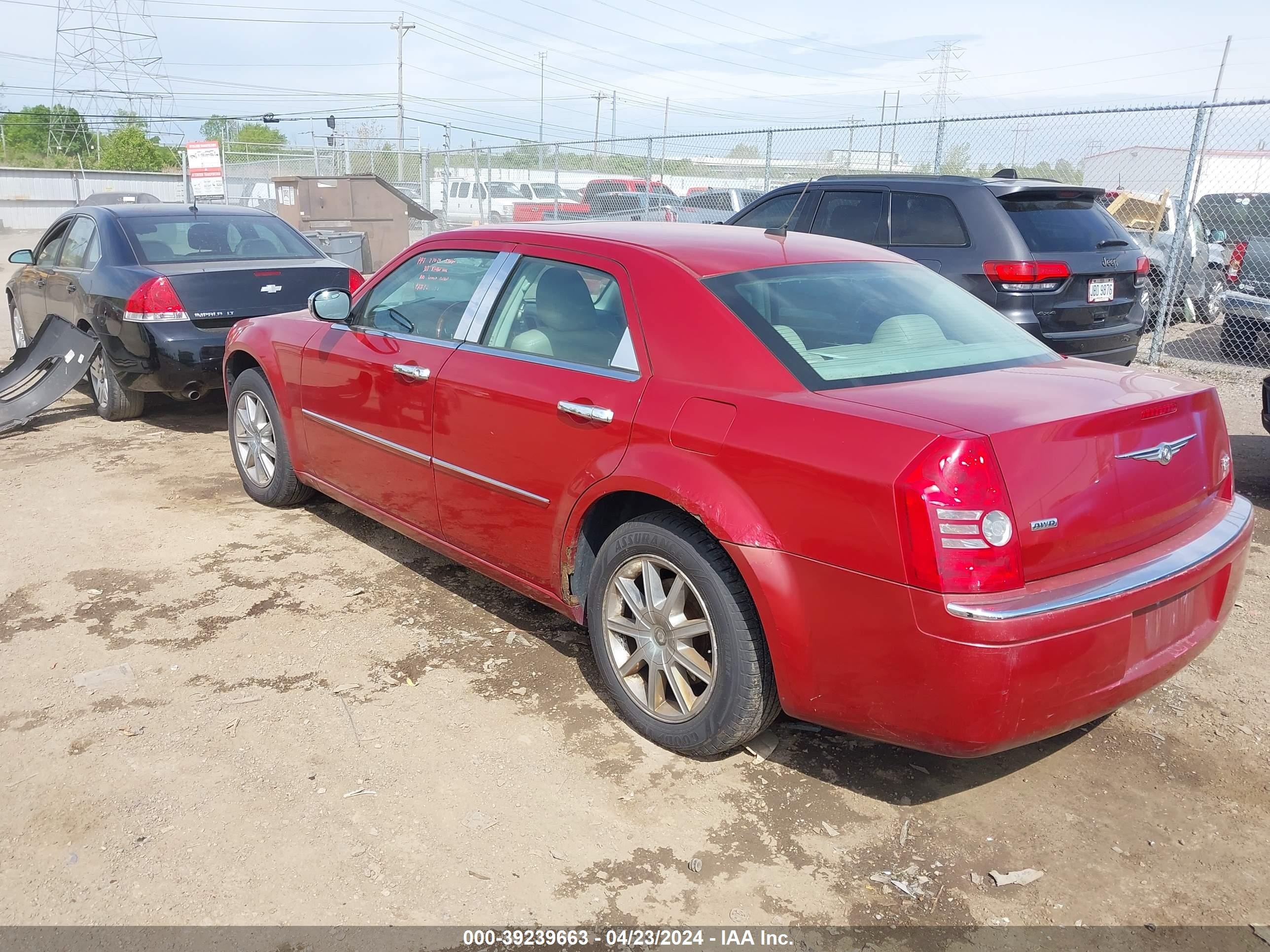 Photo 2 VIN: 2C3LK33G78H203786 - CHRYSLER 300 