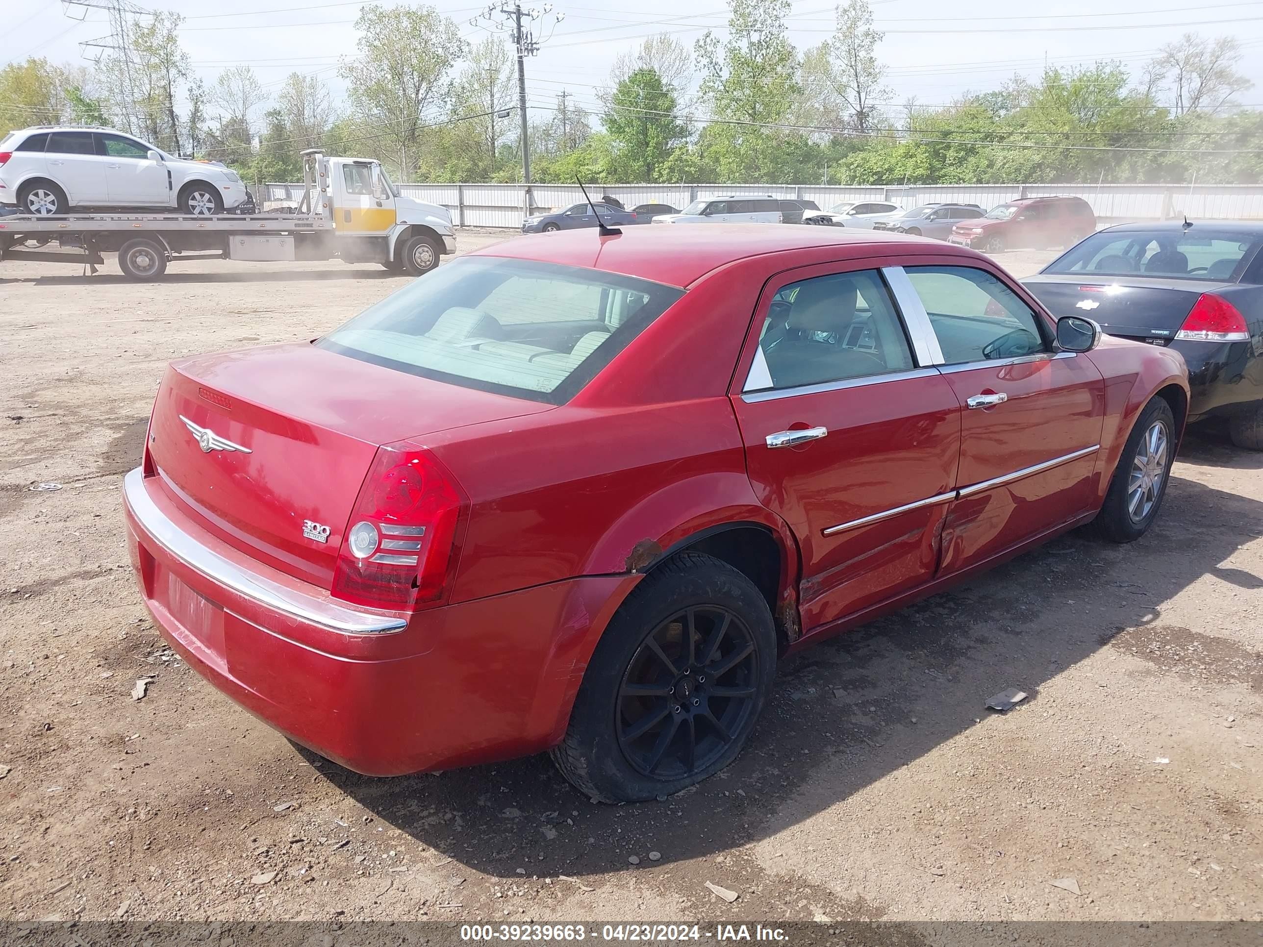 Photo 3 VIN: 2C3LK33G78H203786 - CHRYSLER 300 