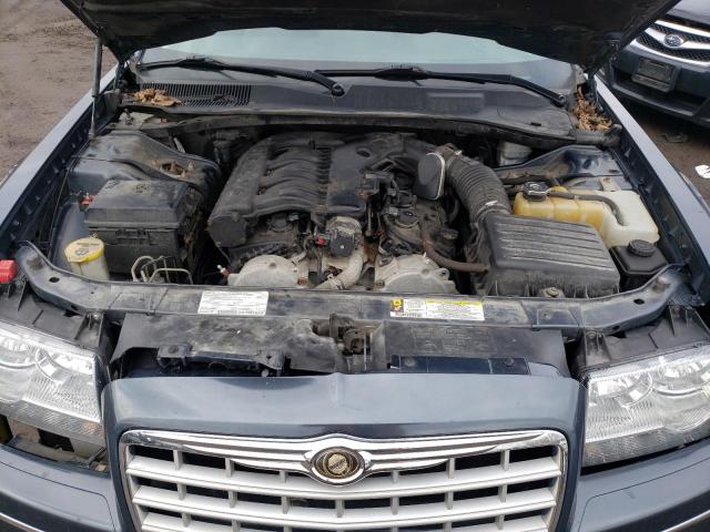 Photo 10 VIN: 2C3LK53G08H294590 - CHRYSLER 300 