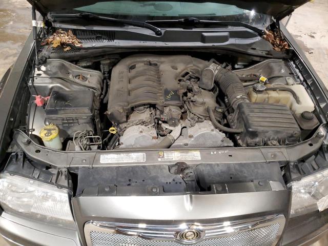 Photo 10 VIN: 2C3LK53V09H574428 - CHRYSLER 300 