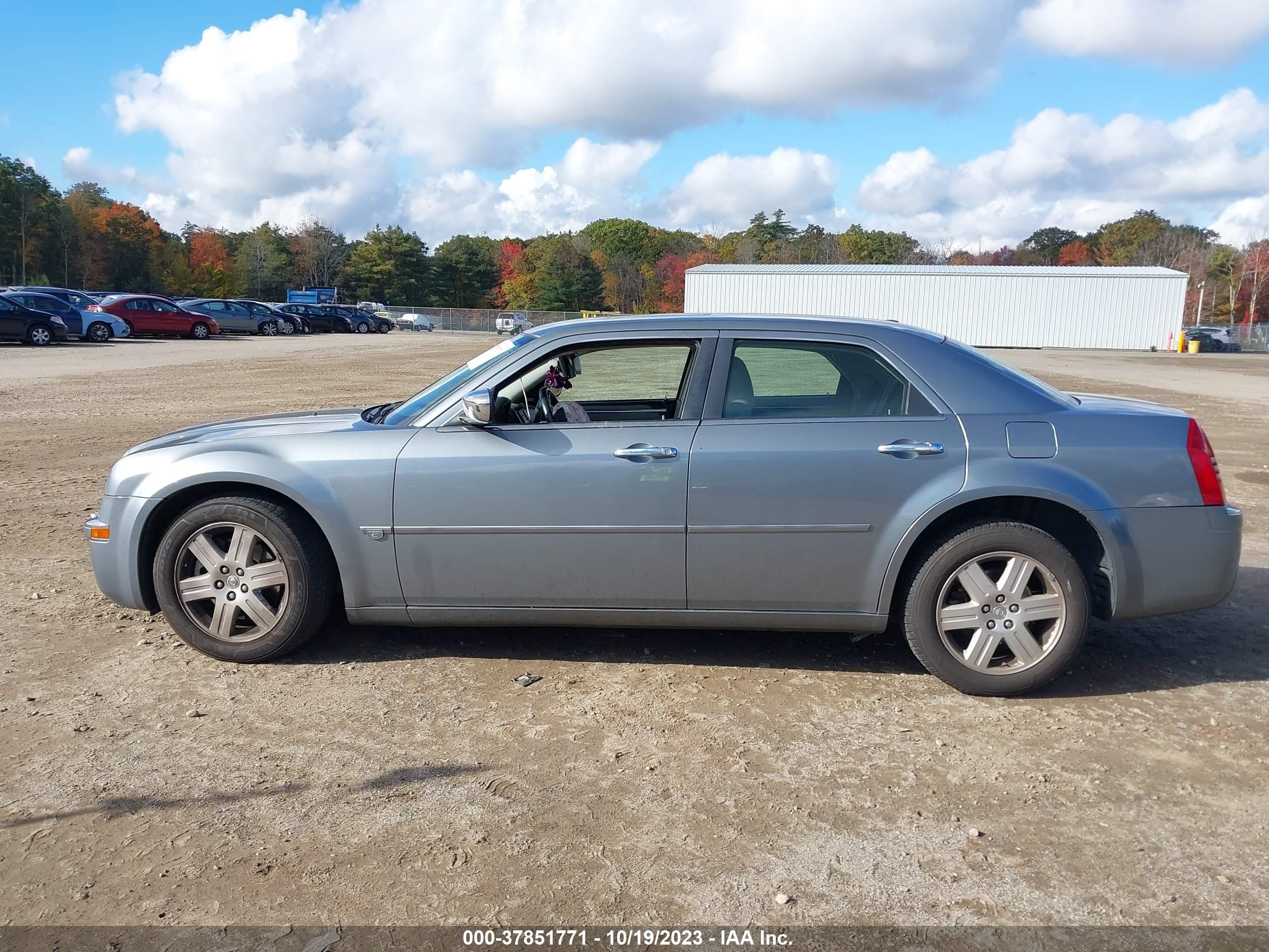 Photo 14 VIN: 2C3LK63H46H338585 - CHRYSLER 300C 