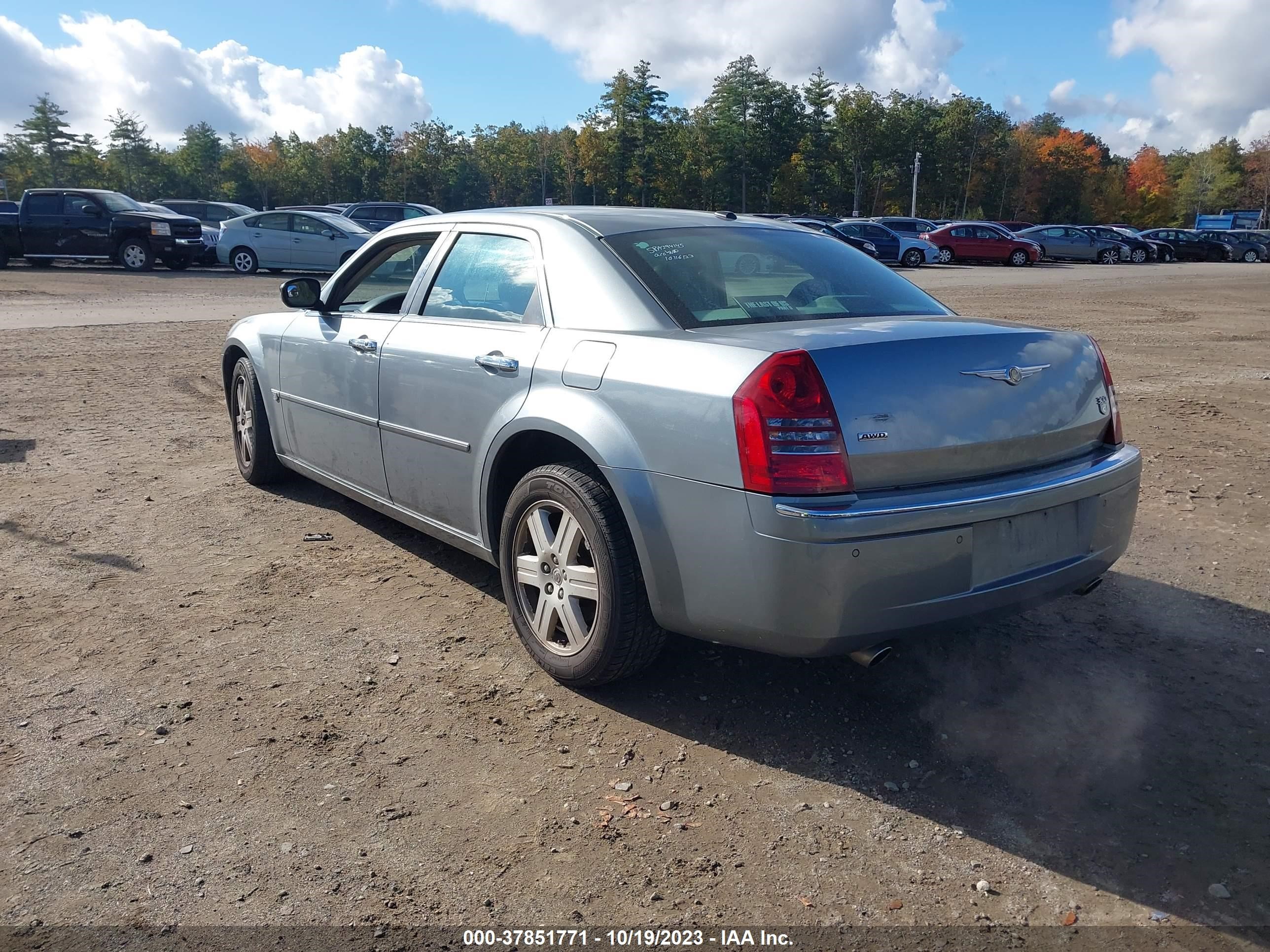 Photo 2 VIN: 2C3LK63H46H338585 - CHRYSLER 300C 