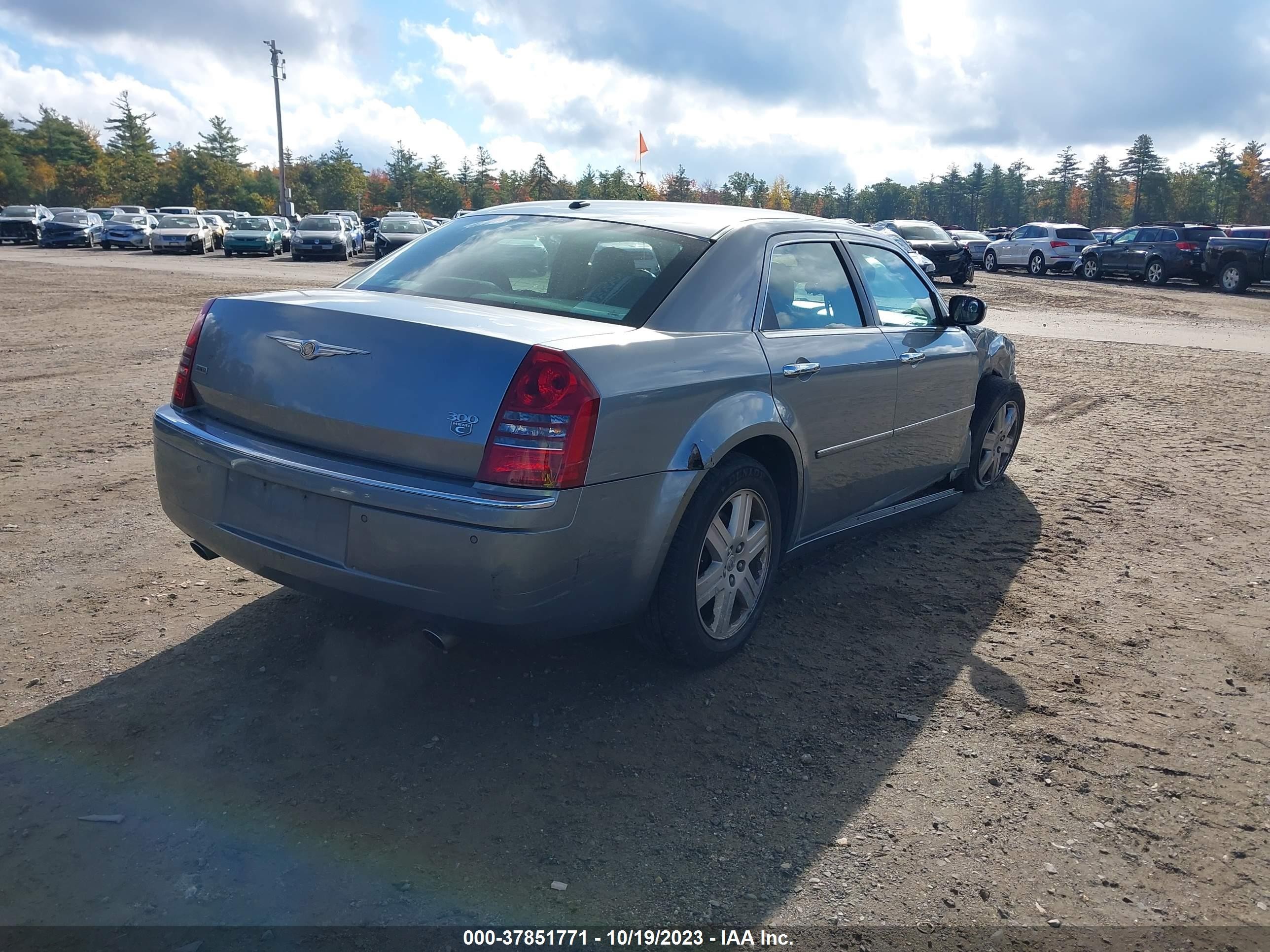 Photo 3 VIN: 2C3LK63H46H338585 - CHRYSLER 300C 