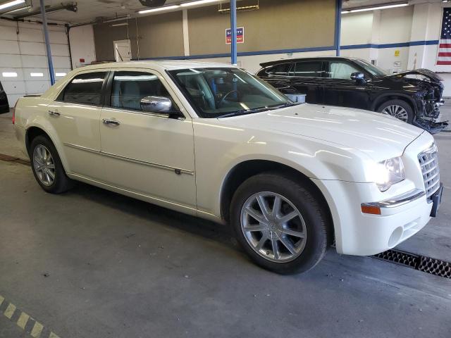 Photo 3 VIN: 2C3LK63H68H132543 - CHRYSLER 300C 