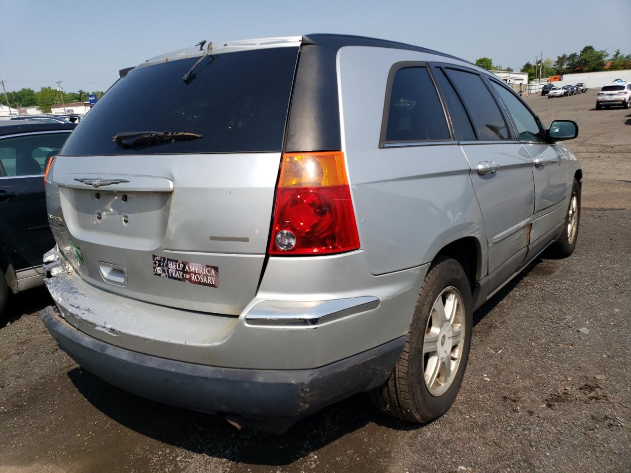 Photo 2 VIN: 2C4GF68445R659106 - CHRYSLER PACIFICA 