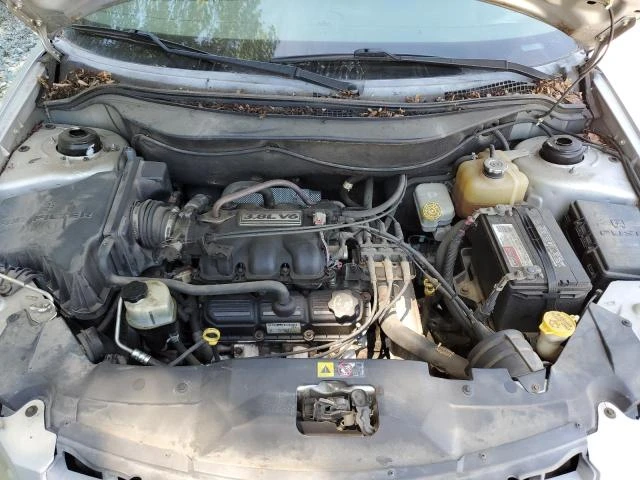 Photo 11 VIN: 2C4GM48L65R441847 - CHRYSLER PACIFICA 