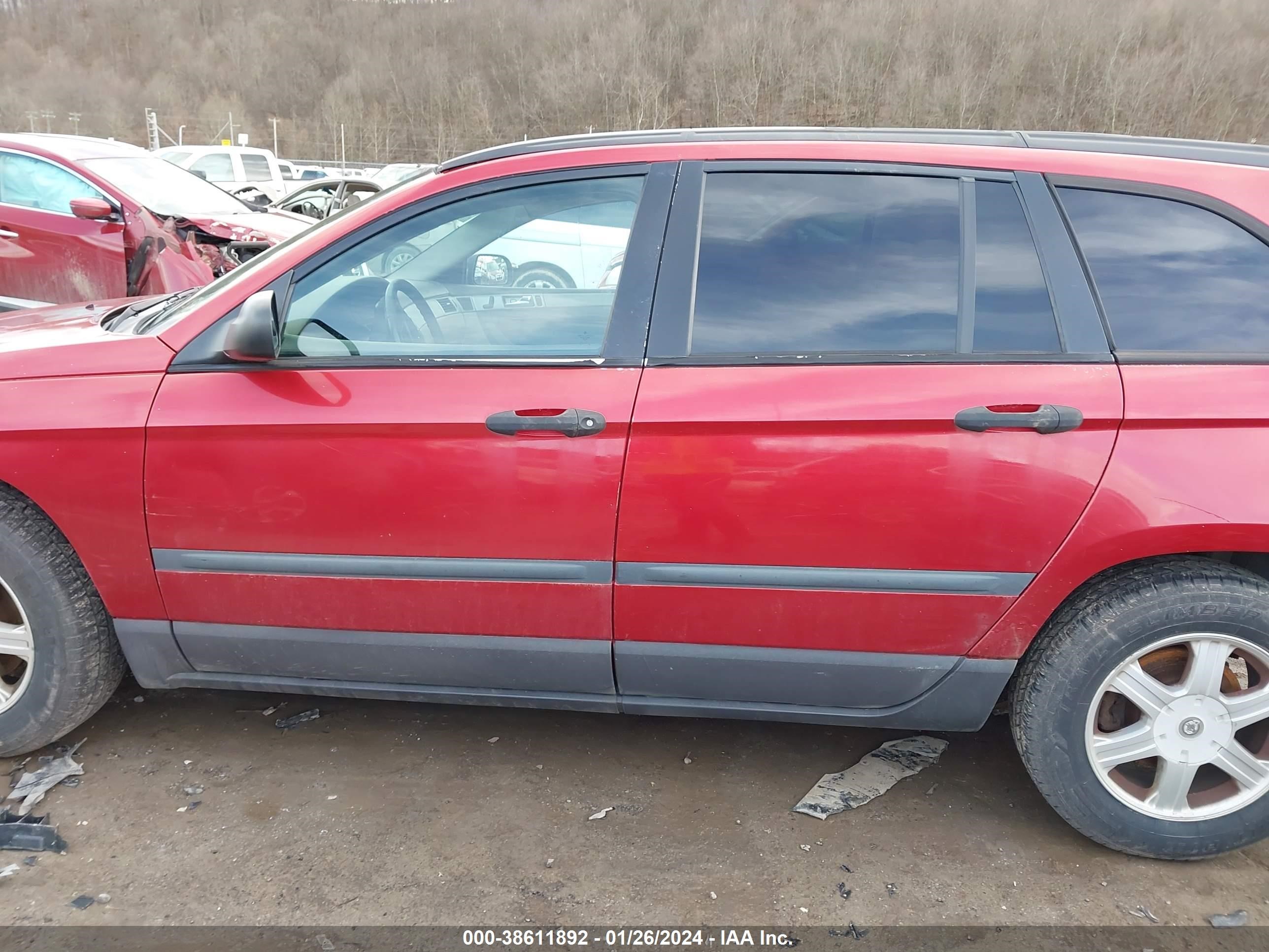 Photo 13 VIN: 2C4GM48L85R442501 - CHRYSLER PACIFICA 