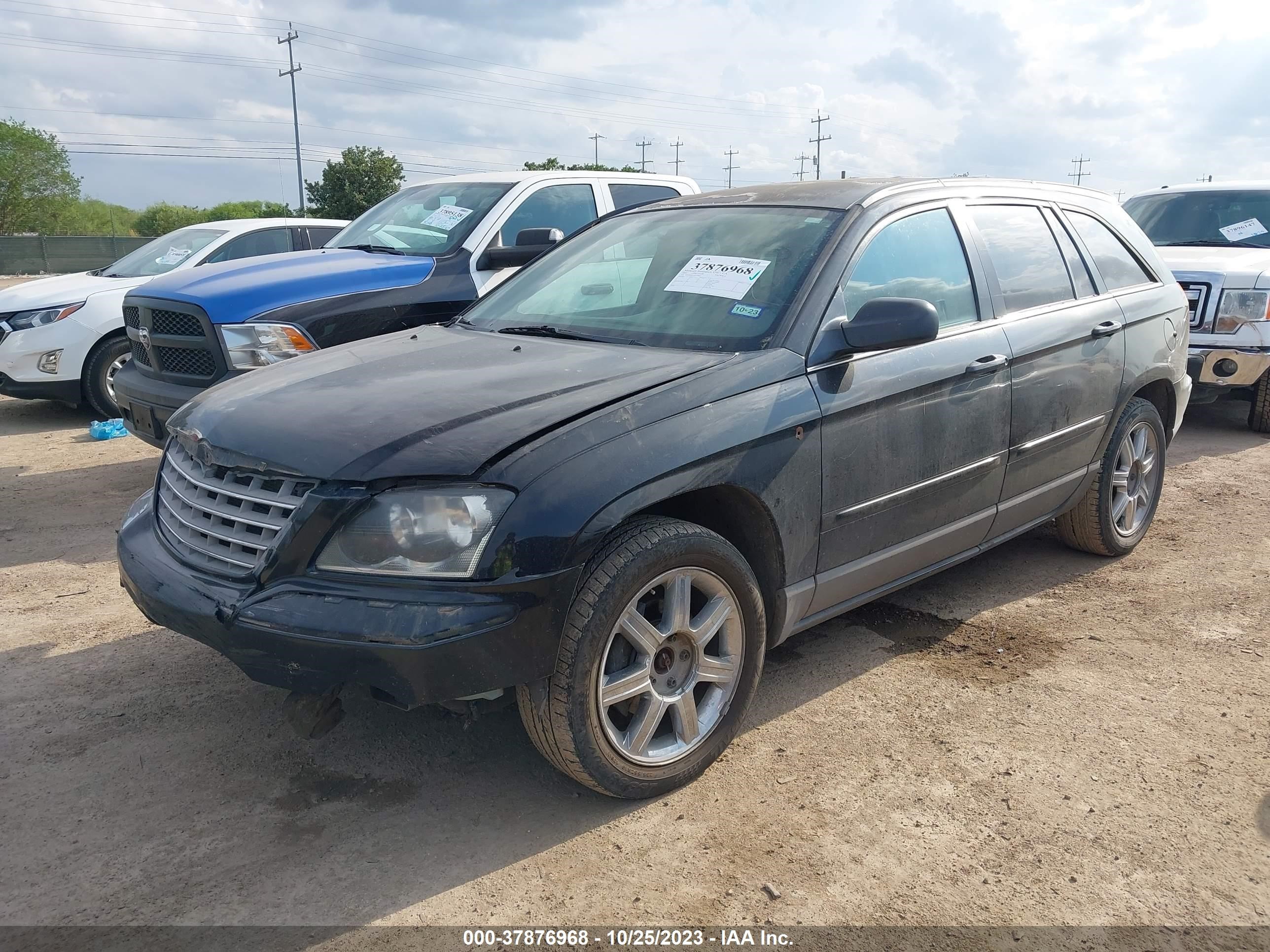 Photo 1 VIN: 2C4GM68415R294003 - CHRYSLER PACIFICA 