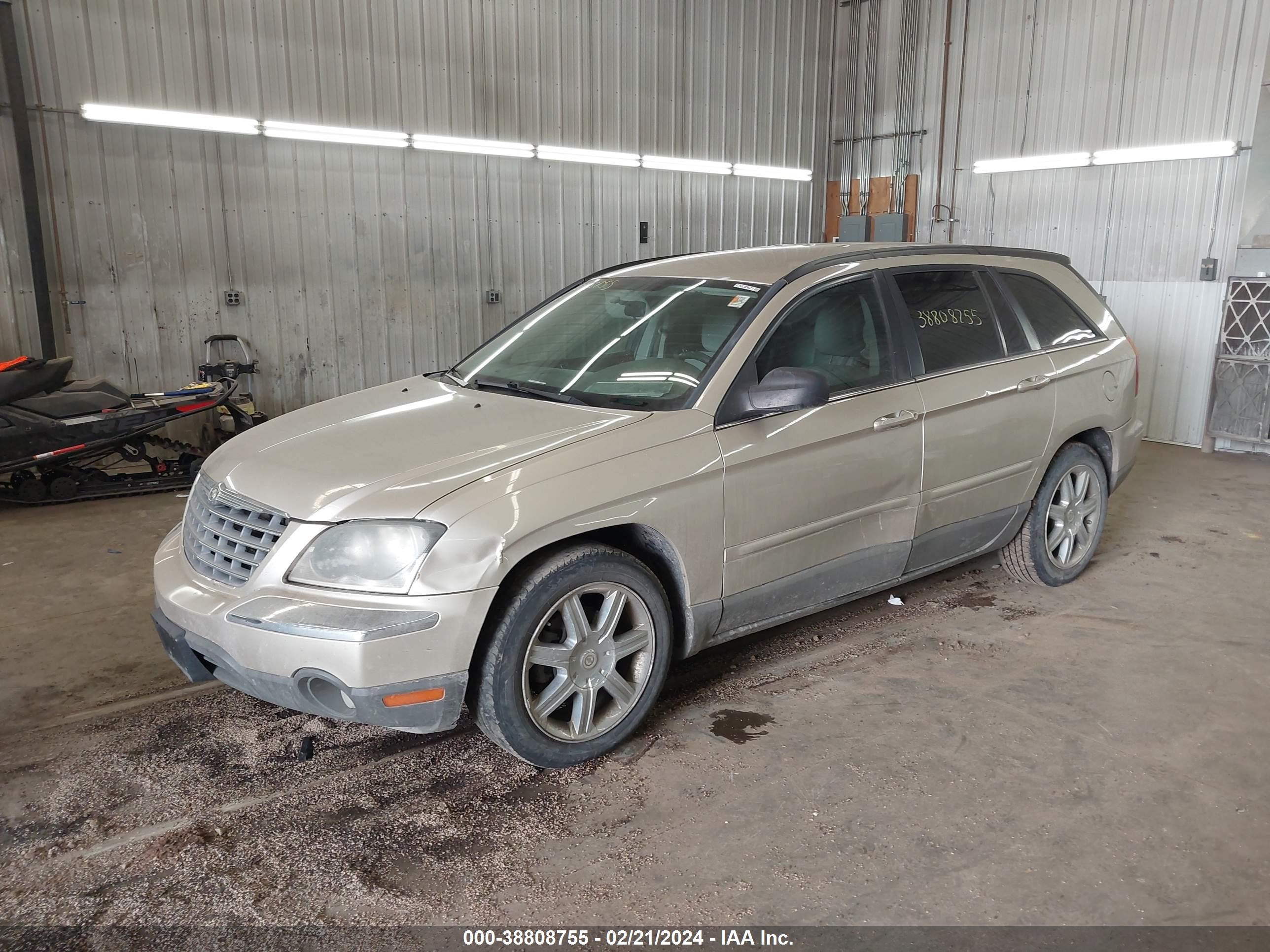 Photo 1 VIN: 2C4GM68455R658911 - CHRYSLER PACIFICA 