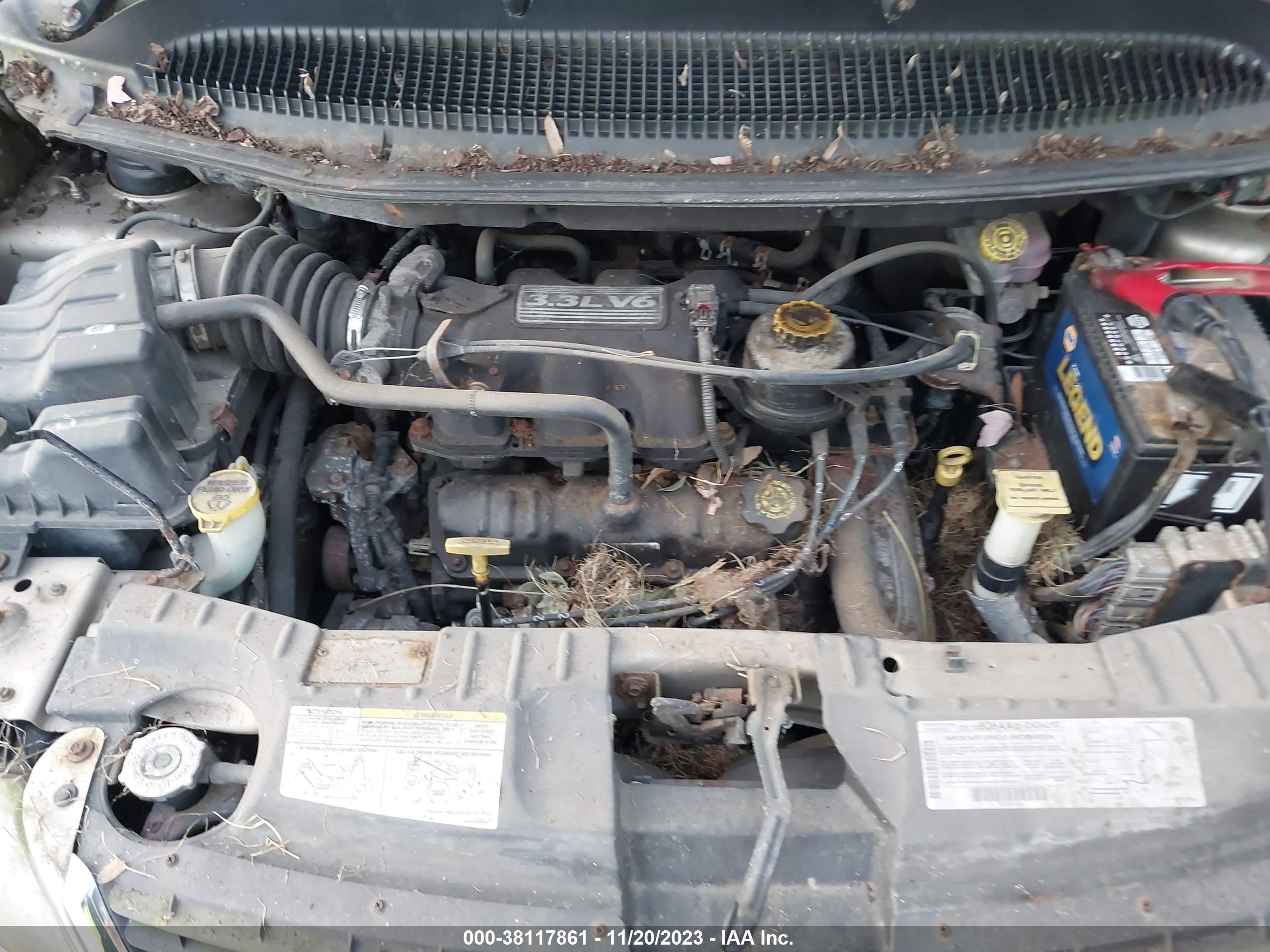 Photo 9 VIN: 2C4GP44322R710922 - CHRYSLER TOWN & COUNTRY 