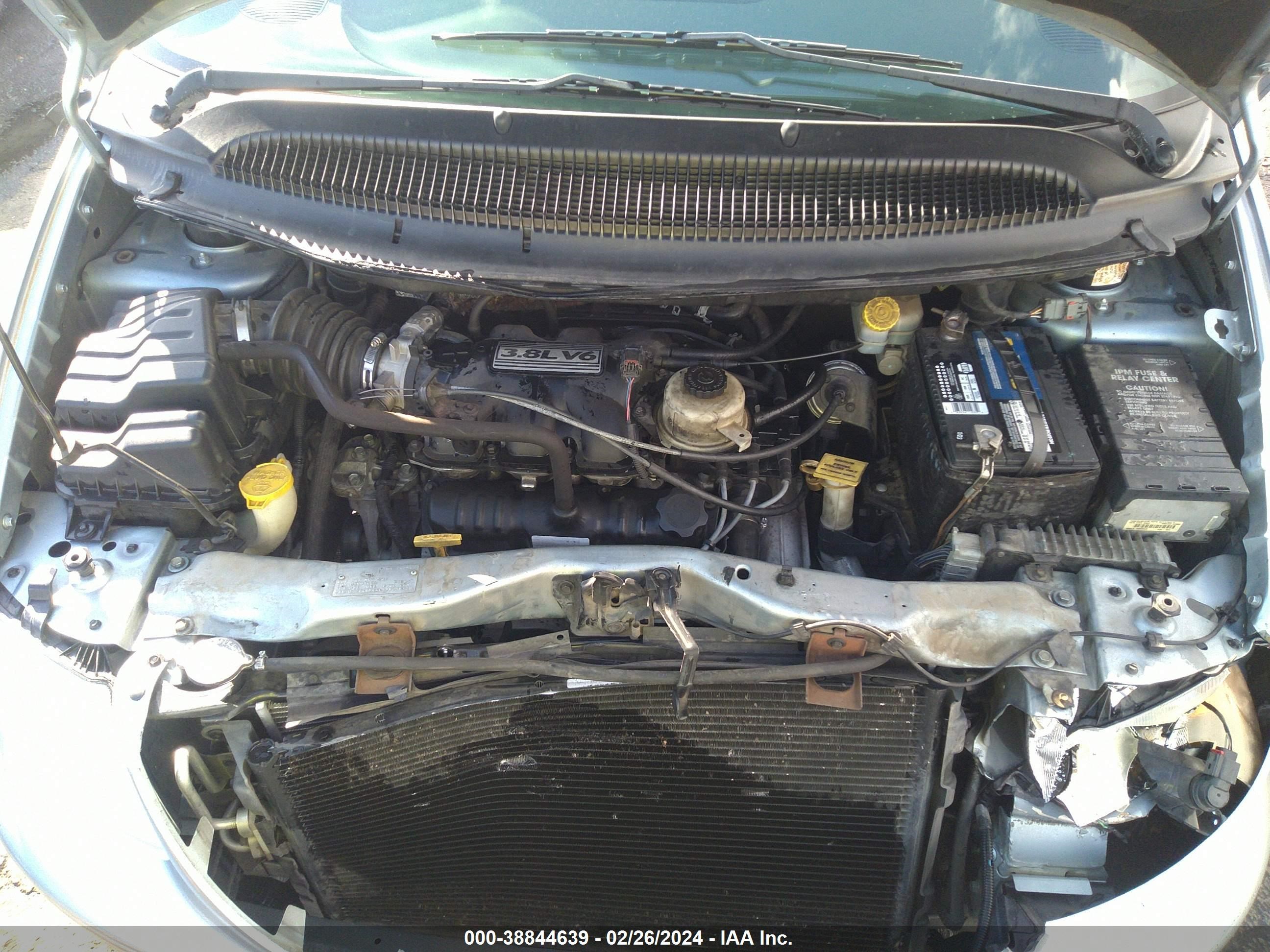 Photo 9 VIN: 2C4GP44L53R238328 - CHRYSLER TOWN & COUNTRY 