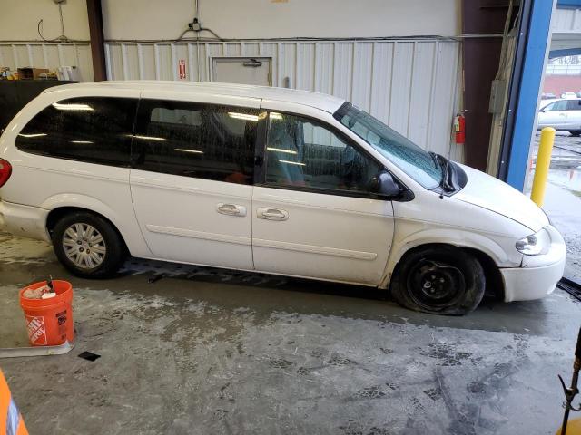 Photo 3 VIN: 2C4GP44R15R440672 - CHRYSLER MINIVAN 