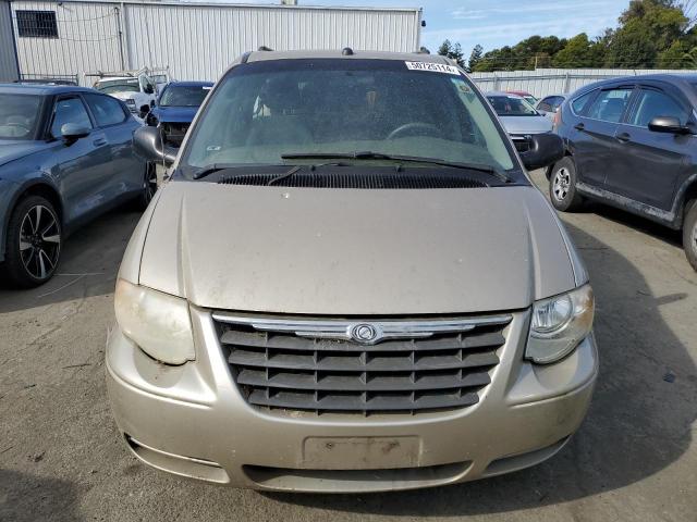 Photo 4 VIN: 2C4GP44R15R567017 - CHRYSLER MINIVAN 