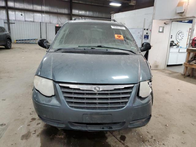 Photo 4 VIN: 2C4GP44R25R405610 - CHRYSLER MINIVAN 