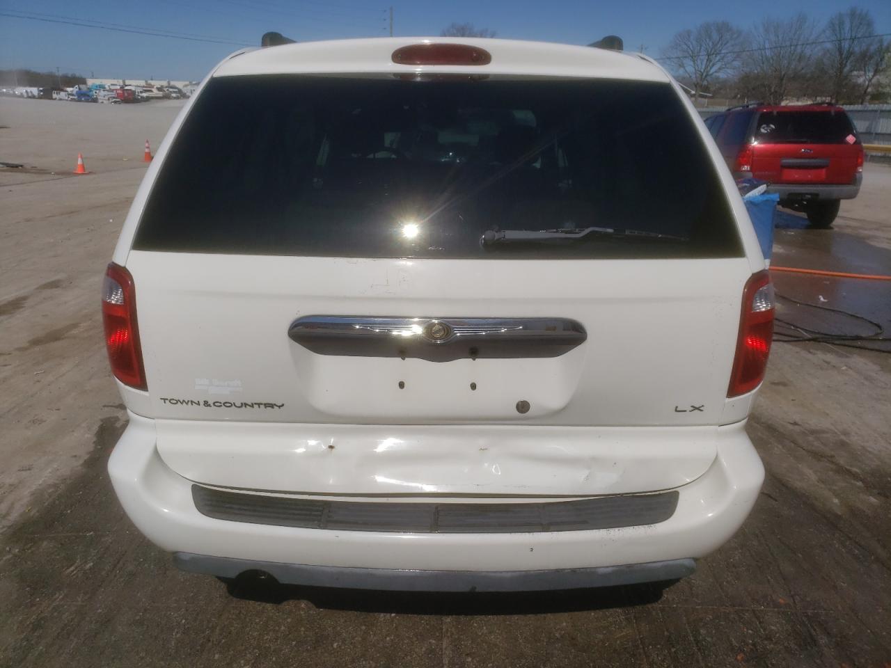 Photo 5 VIN: 2C4GP44R25R590726 - CHRYSLER TOWN & COUNTRY 