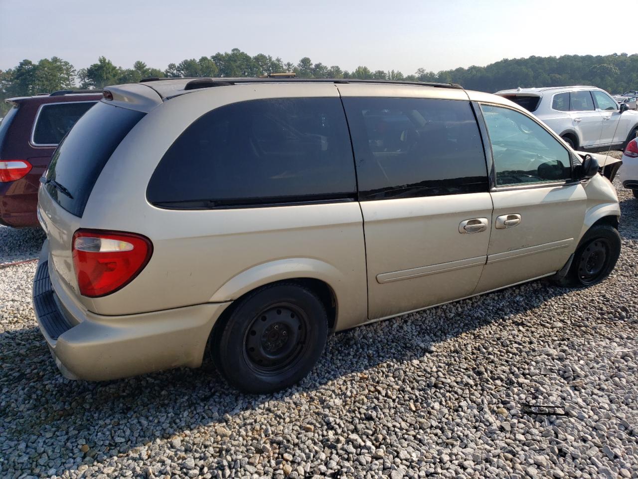 Photo 2 VIN: 2C4GP44R45R519172 - CHRYSLER TOWN & COUNTRY 