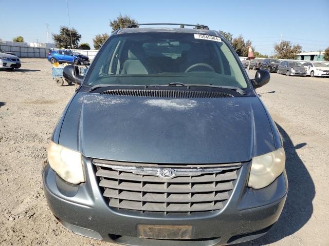 Photo 4 VIN: 2C4GP44R85R478464 - CHRYSLER TOWN & COU 