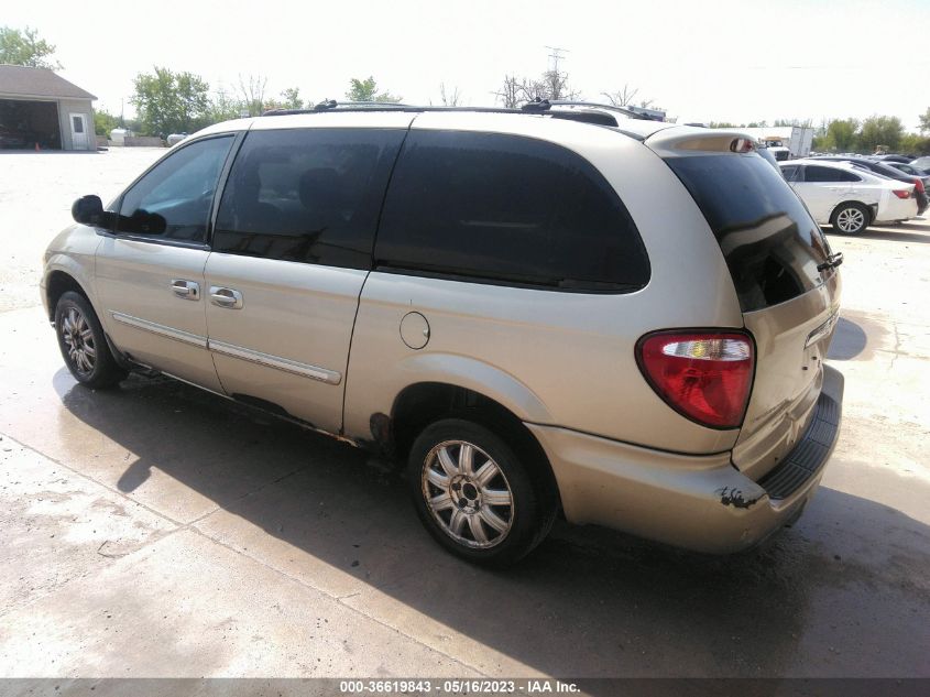 Photo 2 VIN: 2C4GP54L05R317110 - CHRYSLER TOWN & COUNTRY 