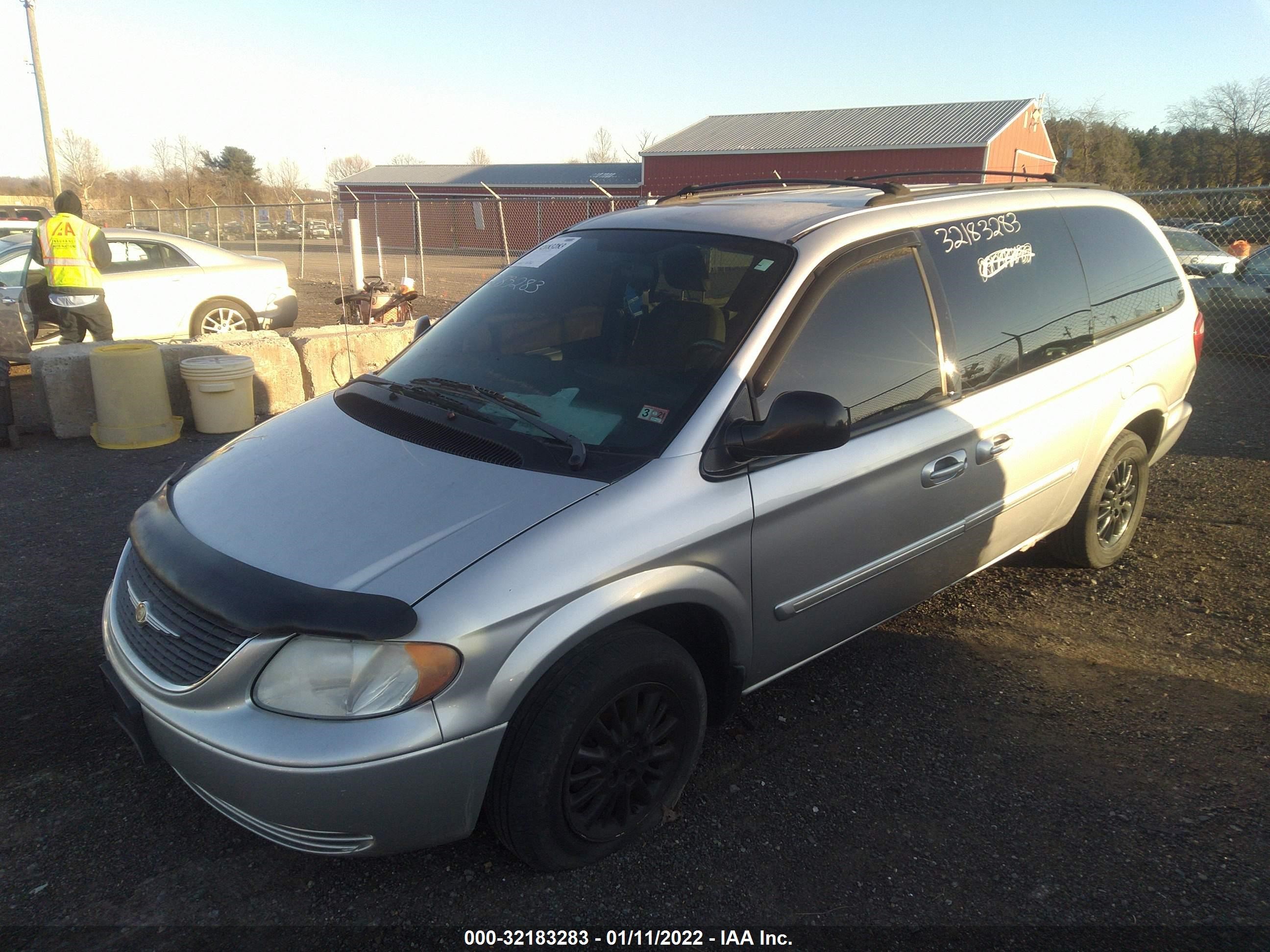 Photo 1 VIN: 2C4GP54L14R589373 - CHRYSLER TOWN & COUNTRY 