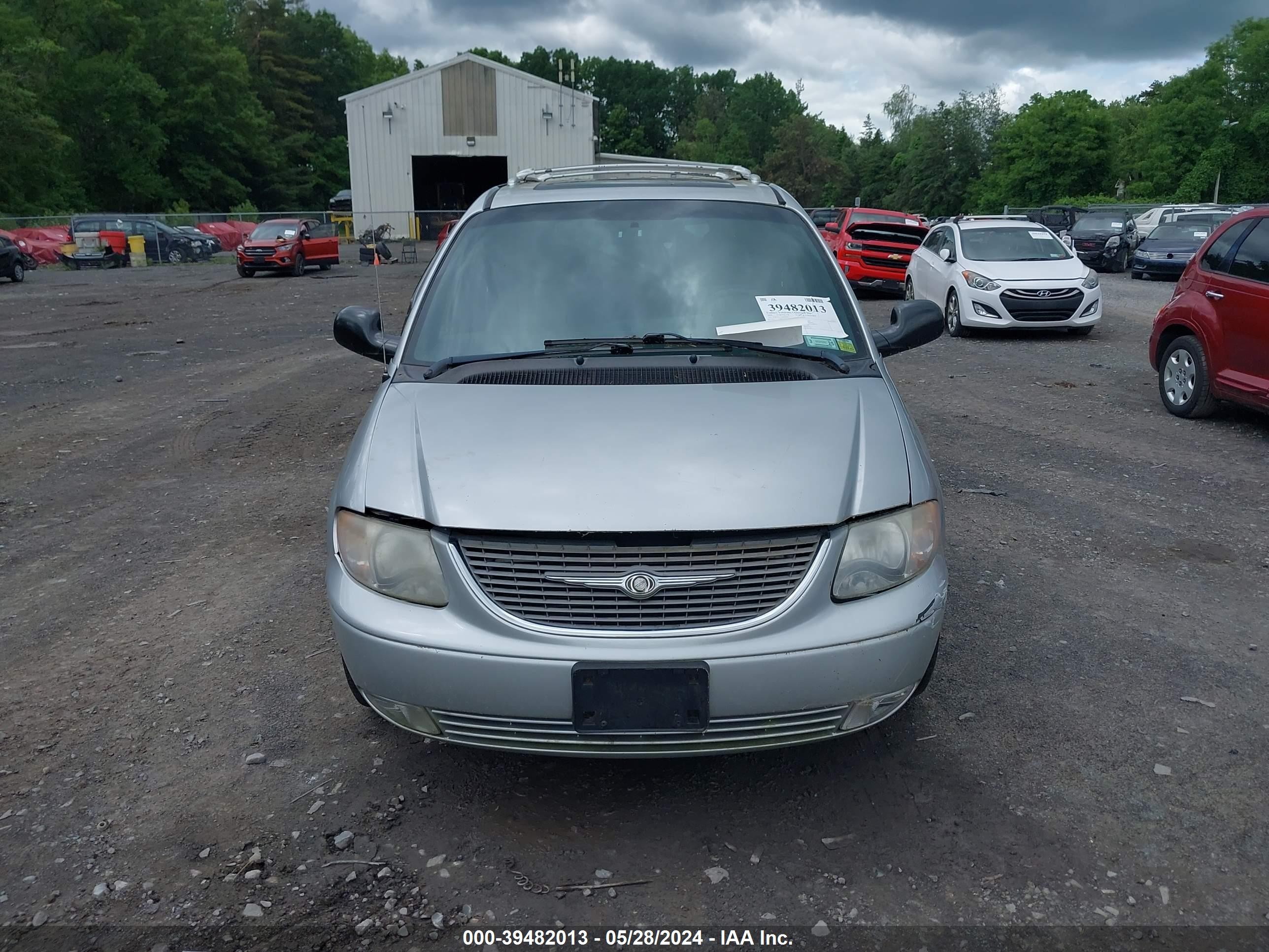 Photo 5 VIN: 2C4GP54L24R566782 - CHRYSLER TOWN & COUNTRY 