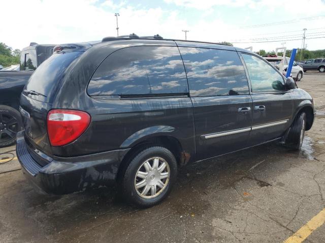 Photo 2 VIN: 2C4GP54L25R441265 - CHRYSLER MINIVAN 