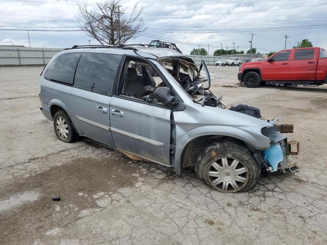 Photo 3 VIN: 2C4GP54L35R602433 - CHRYSLER TOWN & COU 