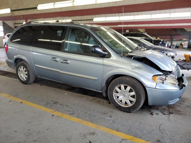 Photo 3 VIN: 2C4GP54L45R250835 - CHRYSLER MINIVAN 