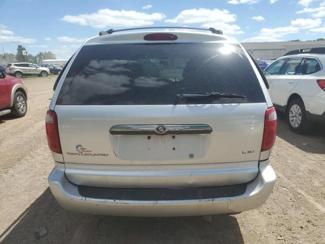 Photo 5 VIN: 2C4GP54L52R675475 - CHRYSLER TOWN & COU 