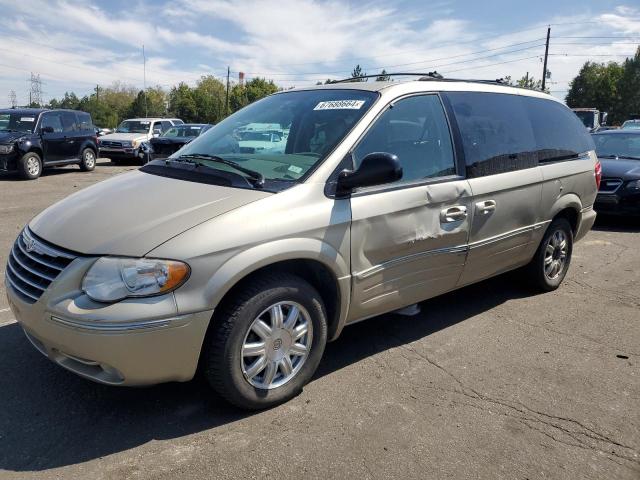 Photo 0 VIN: 2C4GP54L55R144233 - CHRYSLER TOWN & COU 