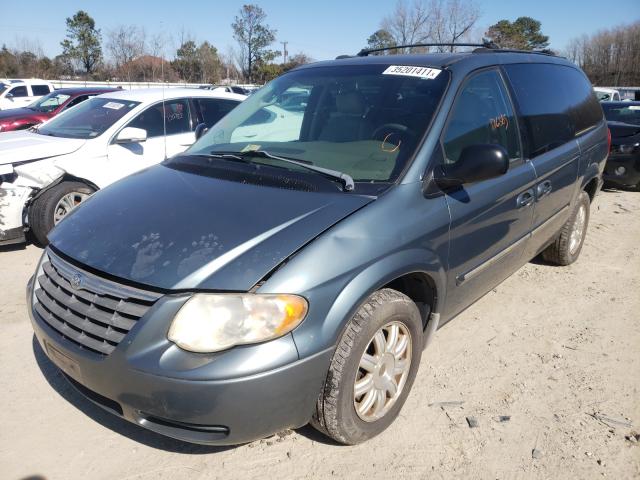 Photo 1 VIN: 2C4GP54L65R421293 - CHRYSLER TOWN & COUNTRY 