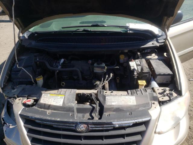 Photo 6 VIN: 2C4GP54L75R247265 - CHRYSLER TOWN &AMP COU 