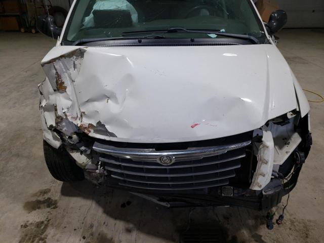 Photo 11 VIN: 2C4GP54L75R429838 - CHRYSLER TOWN & COU 