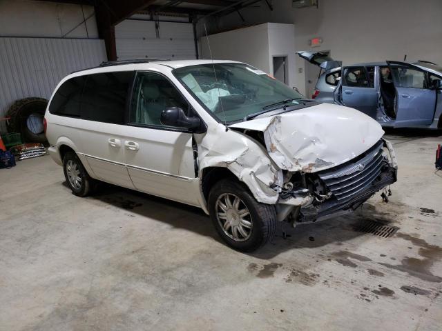 Photo 3 VIN: 2C4GP54L75R429838 - CHRYSLER TOWN & COU 