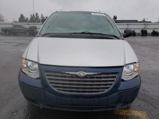 Photo 4 VIN: 2C4GP54L85R175301 - CHRYSLER MINIVAN 