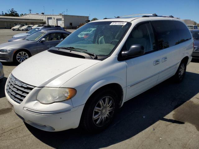 Photo 3 VIN: 2C4GP64LX5R123819 - CHRYSLER TOWN & COU 