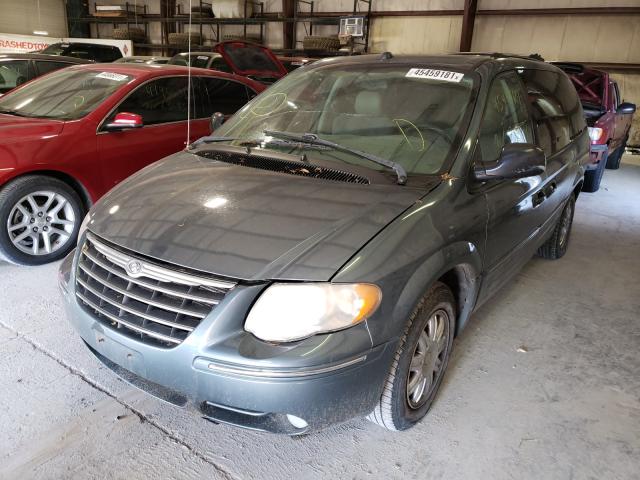 Photo 1 VIN: 2C4GP64LX5R568061 - CHRYSLER TOWN &AMP COU 